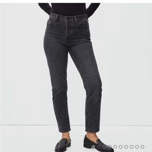Everlane 90s Cheeky Jean in washed black